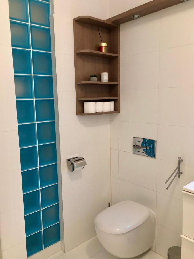 Apartman V Centre Ziliny S Parkovanim 질리나 외부 사진